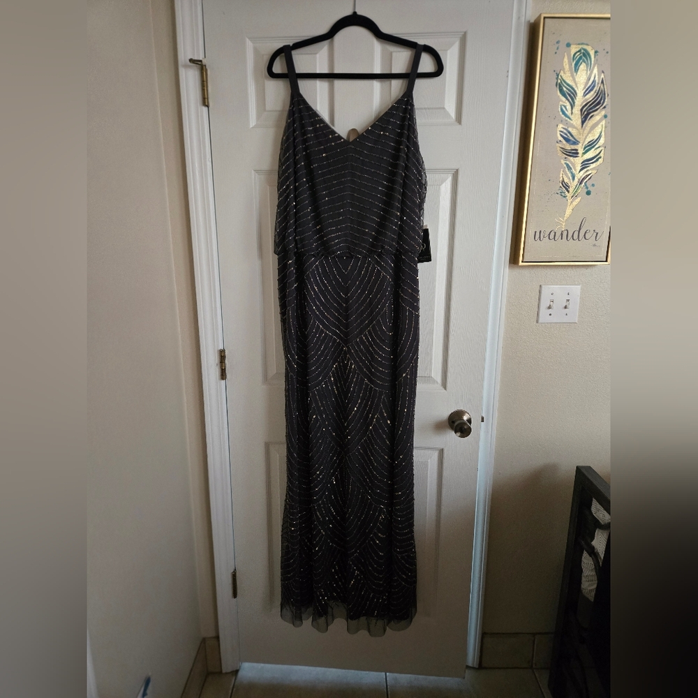 24 W Gunmetal Art Deco Dress Adrianna Papell